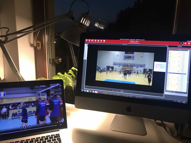 Praca zdalna statystyka siatkarskiego